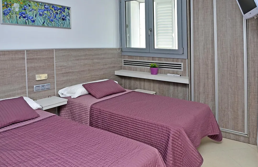 Hostal Campito-1